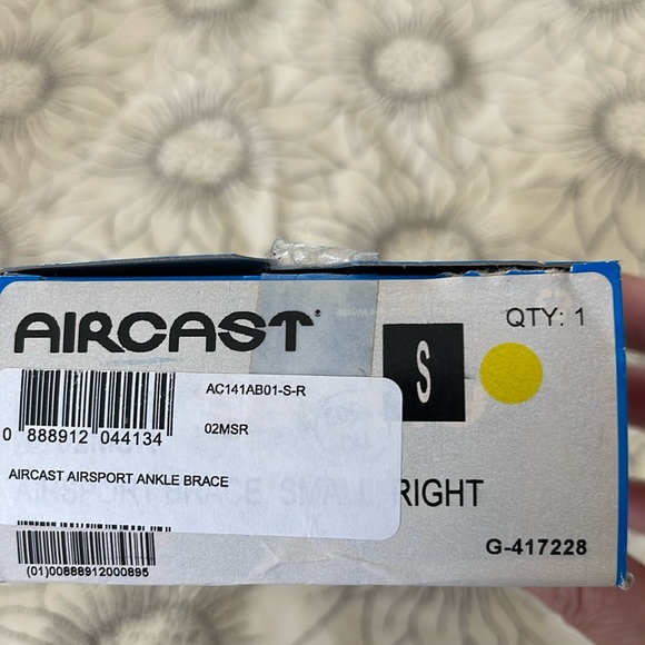 NWT Aircast - Picture 3 of 3